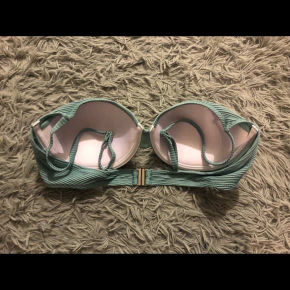 Blue Bikini - Picture 3 of 6